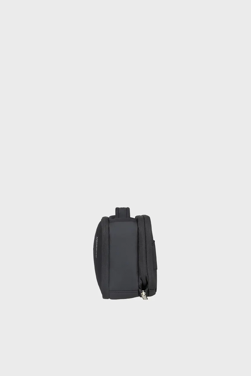 Черная косметичка WANDERLITE 6