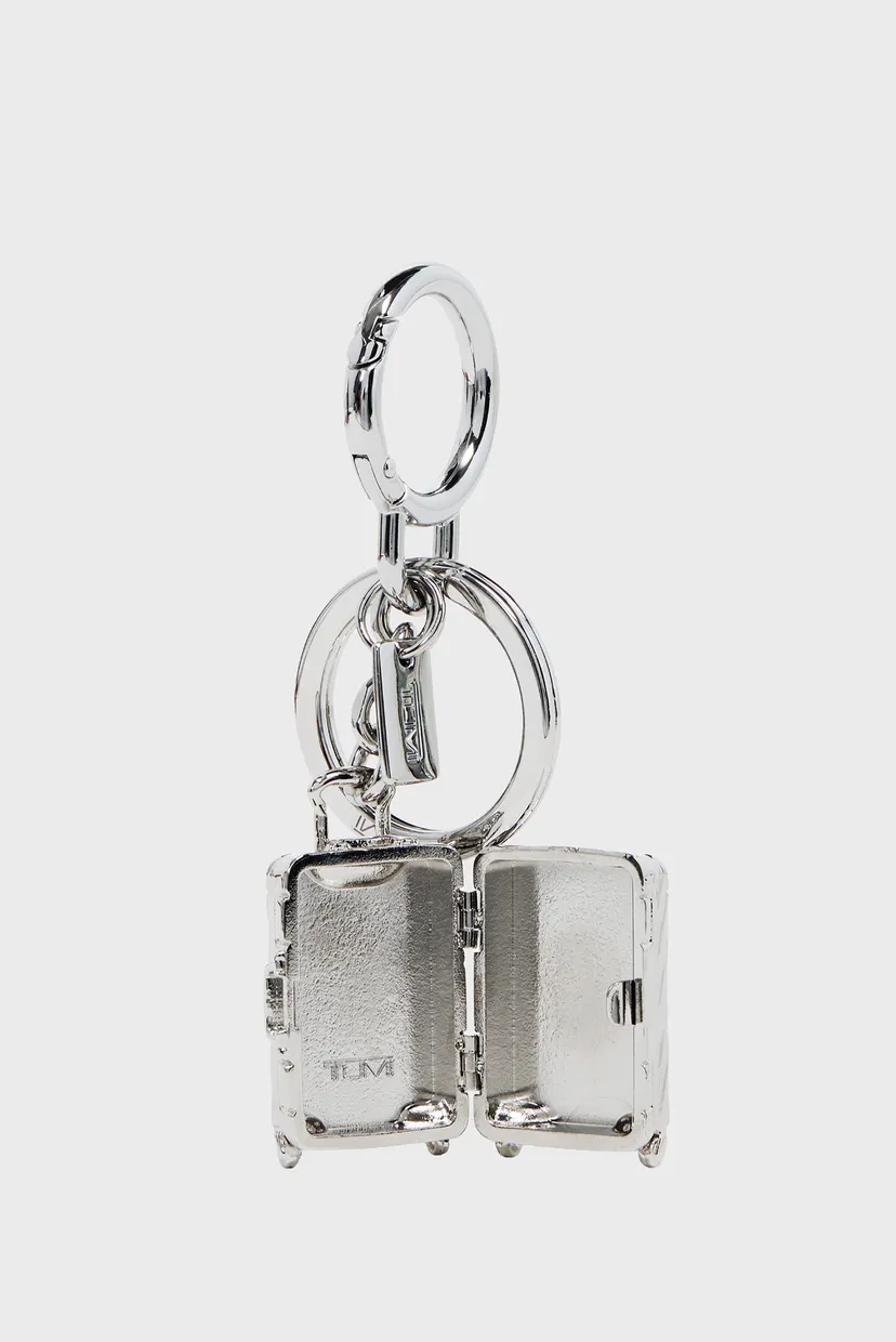 Сріблястий брелок 19 FOBS 3