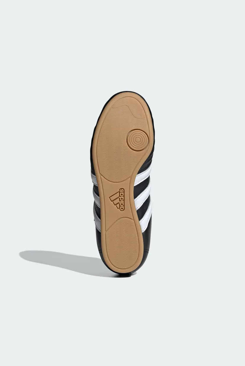 Жіночі чорні шкіряні кросівки adidas Taekwondo 3
