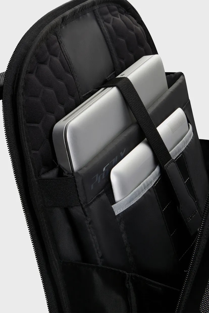 Мужской серый рюкзак slim PRO-DLX 6 FRAMED 7