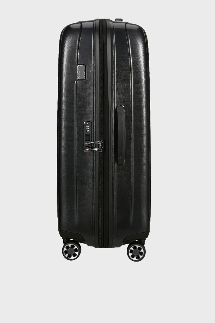 Черный чемодан 82 см NEXIS ONYX BLACK 6