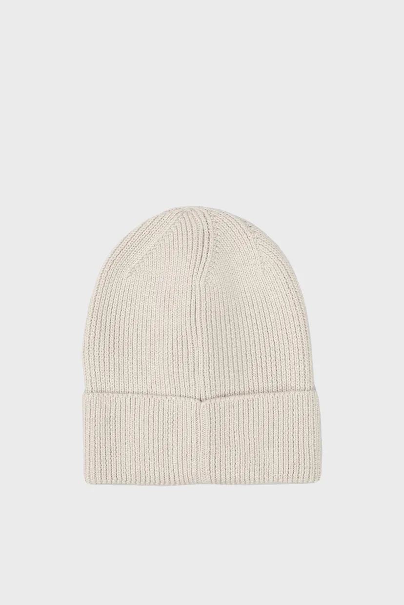 Женская бежевая шапка TJW ELONGATED FLAG BEANIE 3