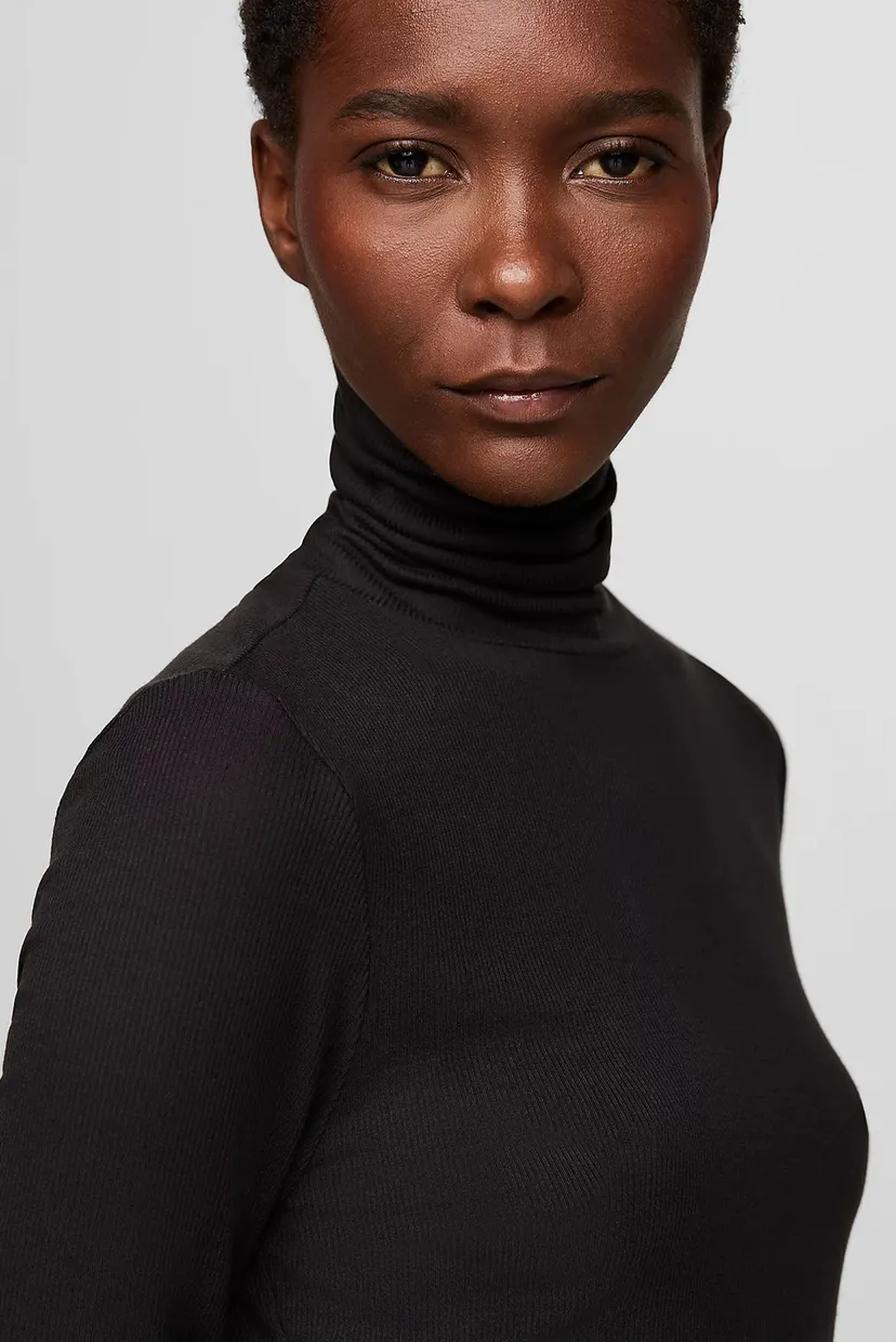 Жіночий чорний гольф SLIM TENCEL ROLL NK LS 4