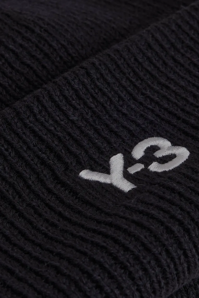 Черная шапка Y-3 Classic Knitted 4