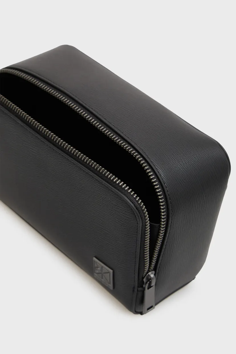Чоловічий чорний несесер EMBLEM HW DOPP KIT 5