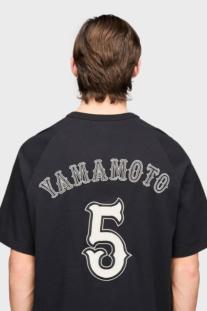 Черная футболка Y-3 ELITE 5 GFX SHORT SLEEVE (унисекс) 6