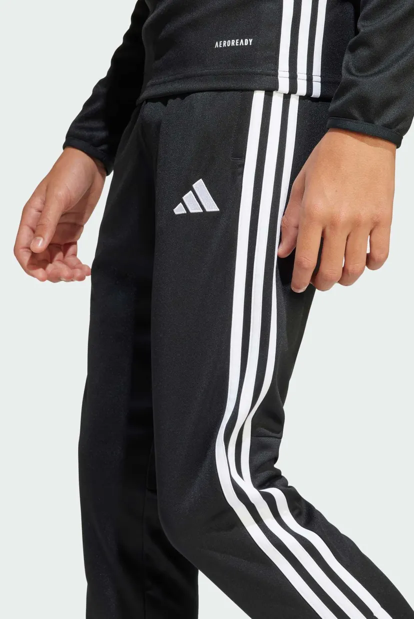Детские черные спортивные брюки Tiro 25 Essentials Kids 4
