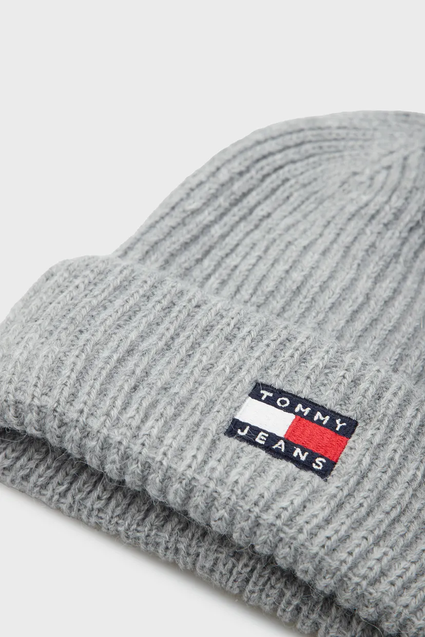 Женская серая шапка TJW HERITAGE BEANIE 4