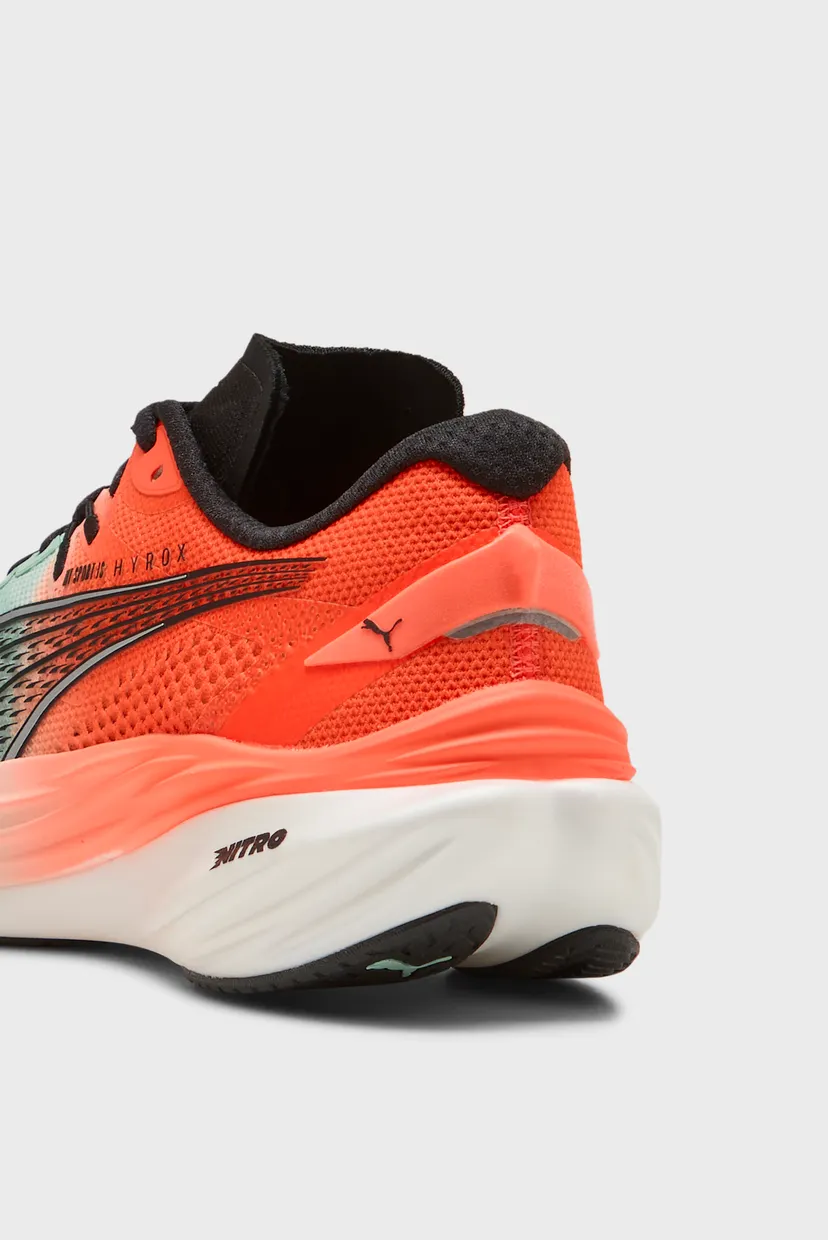 Женские зеленые кроссовки PUMA x HYROX Deviate NITRO™ 3 Running Shoes Women 6