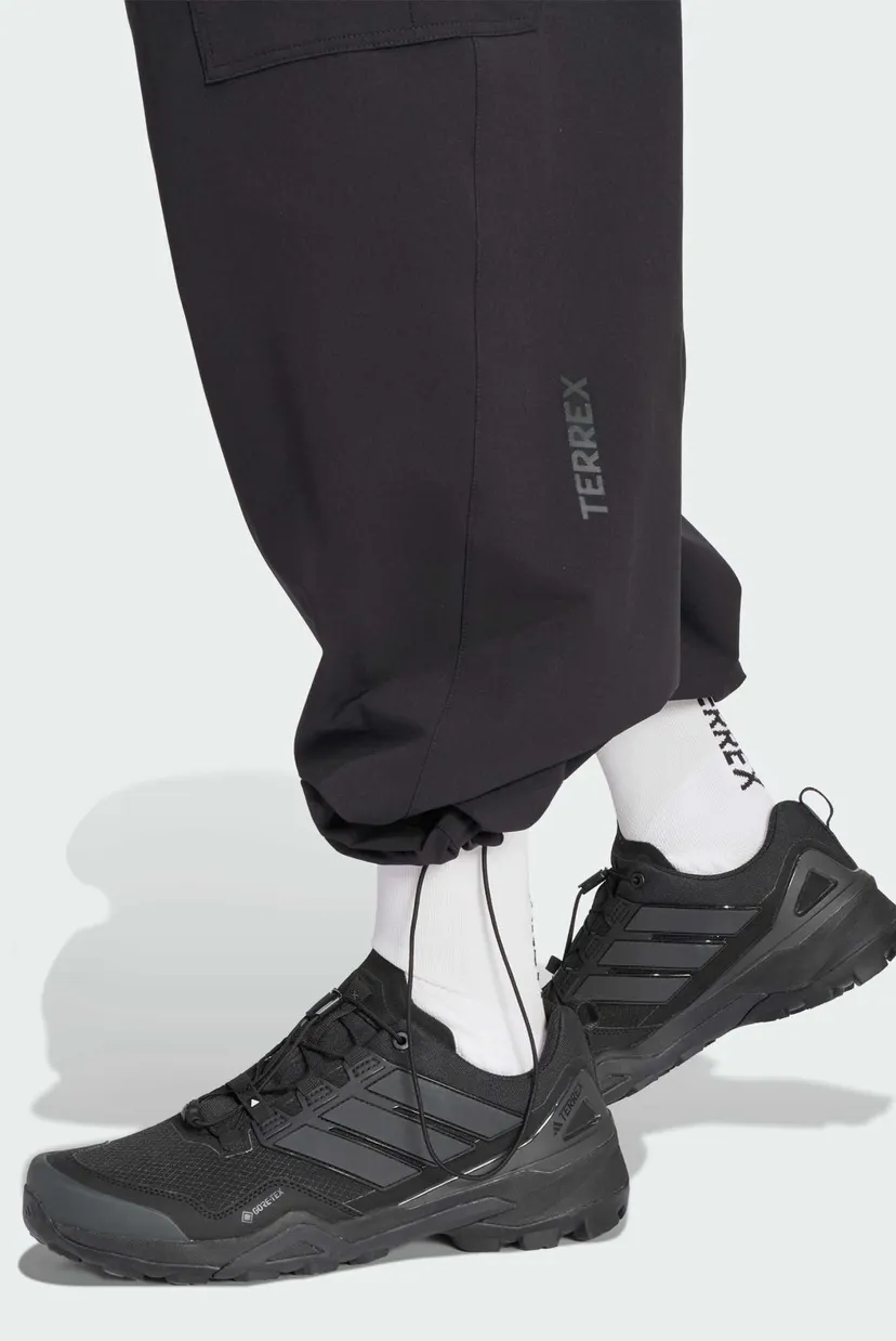 Мужские черные спортивные брюки Xploric Climawarm Winterized Cargo 5