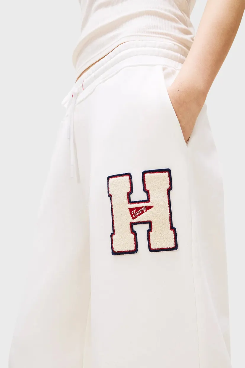 Жіночі білі спортивні штани TJW H GRAPHIC SWEAT PANT 4