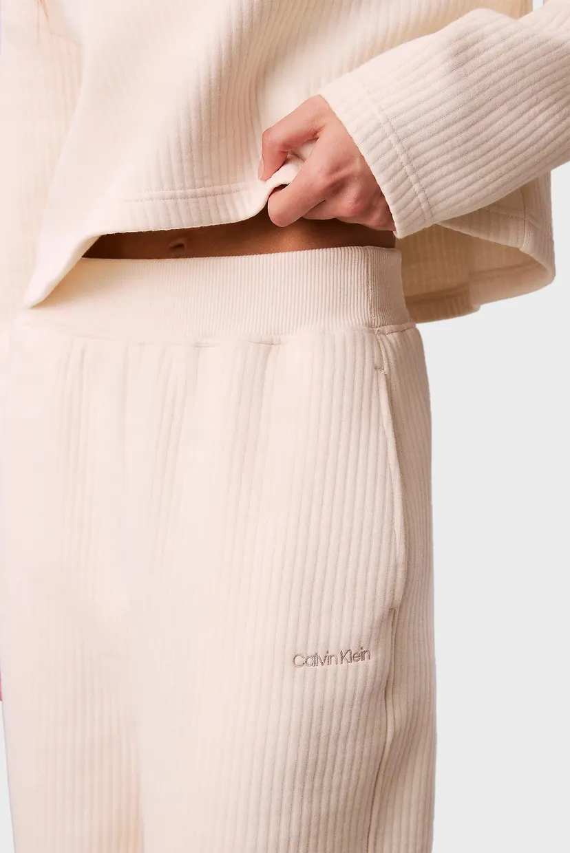 Женские белые брюки QUILTED JOGGER 4