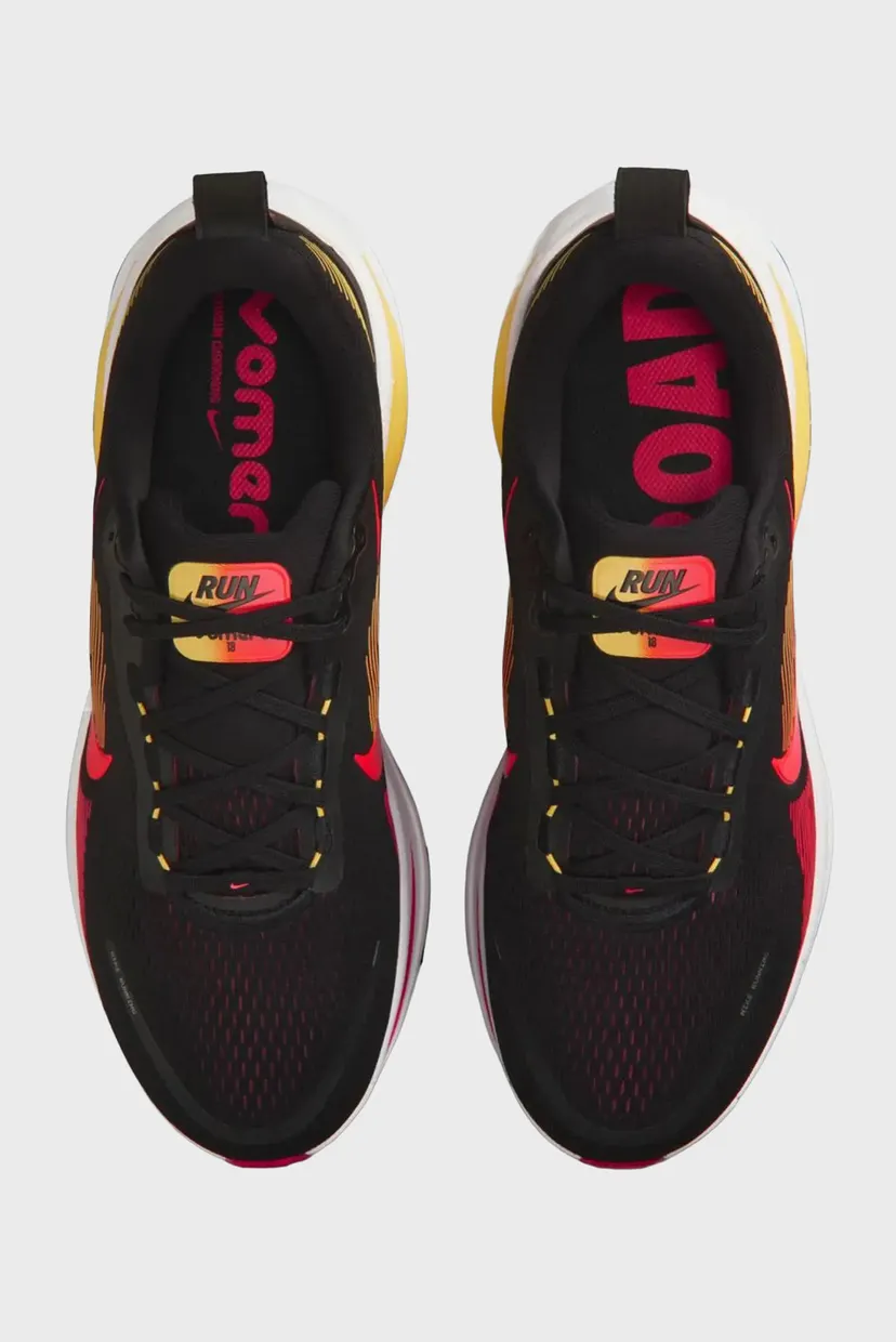 Мужские черные кроссовки NIKE VOMERO 18 4