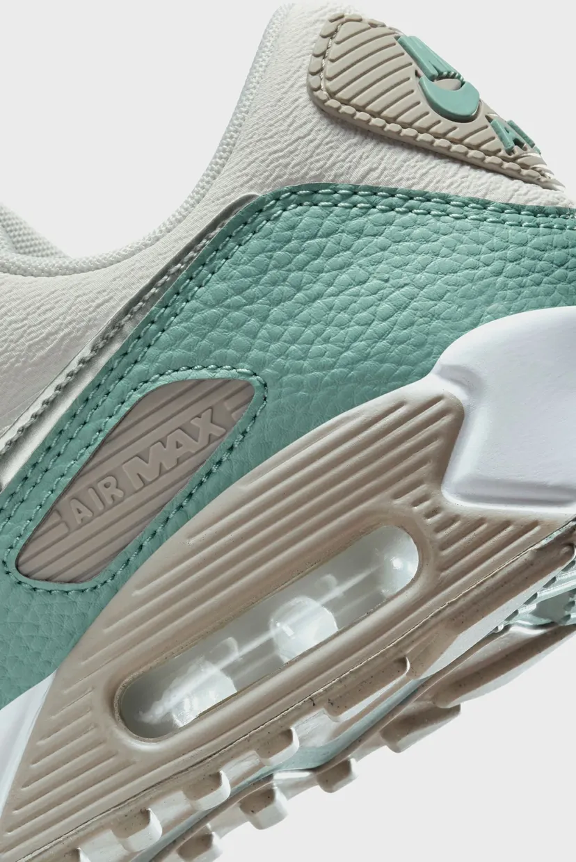 Жіночі кросівки WMNS AIR MAX 90 NN PRM 6