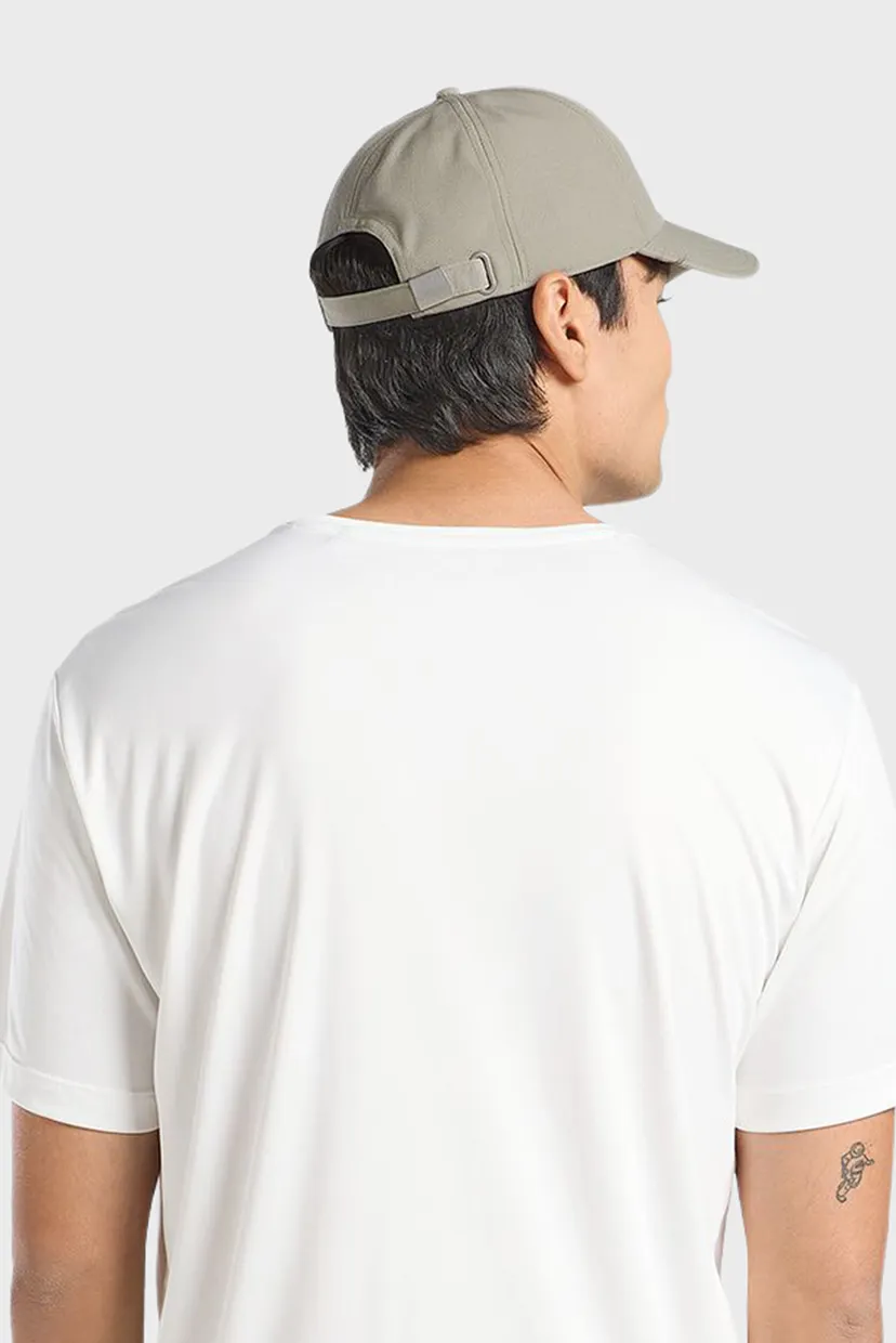 Бежевая кепка 5