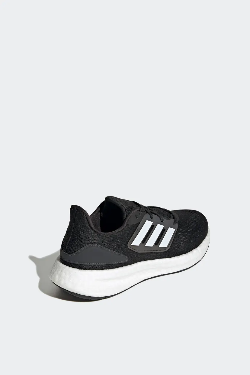 Чоловічі чорні кросівки Pureboost 22 5