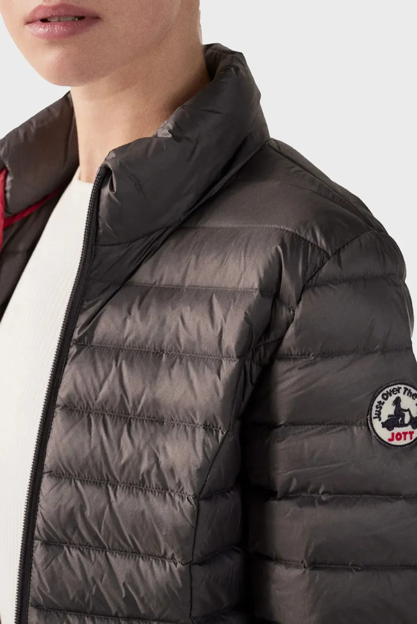 Жіночий сірий пуховик 5