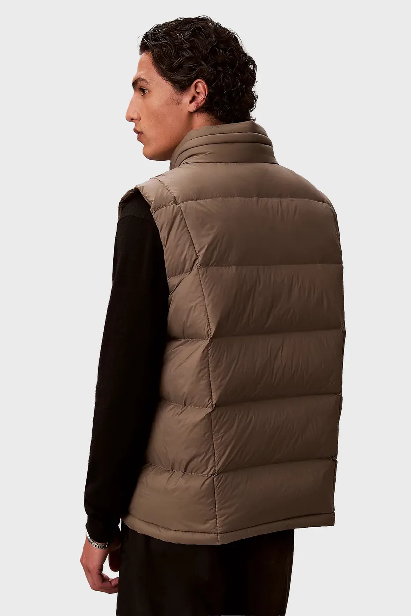 Чоловічий коричневий жилет SVLSS NYLON QUILTED PUFFER VEST 3