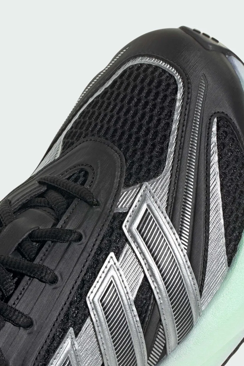 Мужские черные кроссовки Lightblaze Glow 8