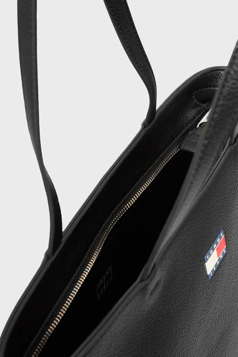 Женская черная сумка MUST TOTE 6