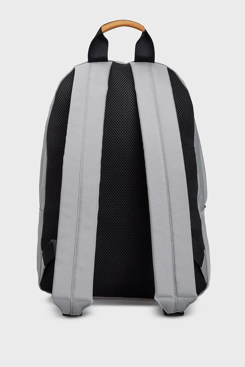 Чоловічий сірий рюкзак TJM ESS DAILY DOME BACKPACK 4