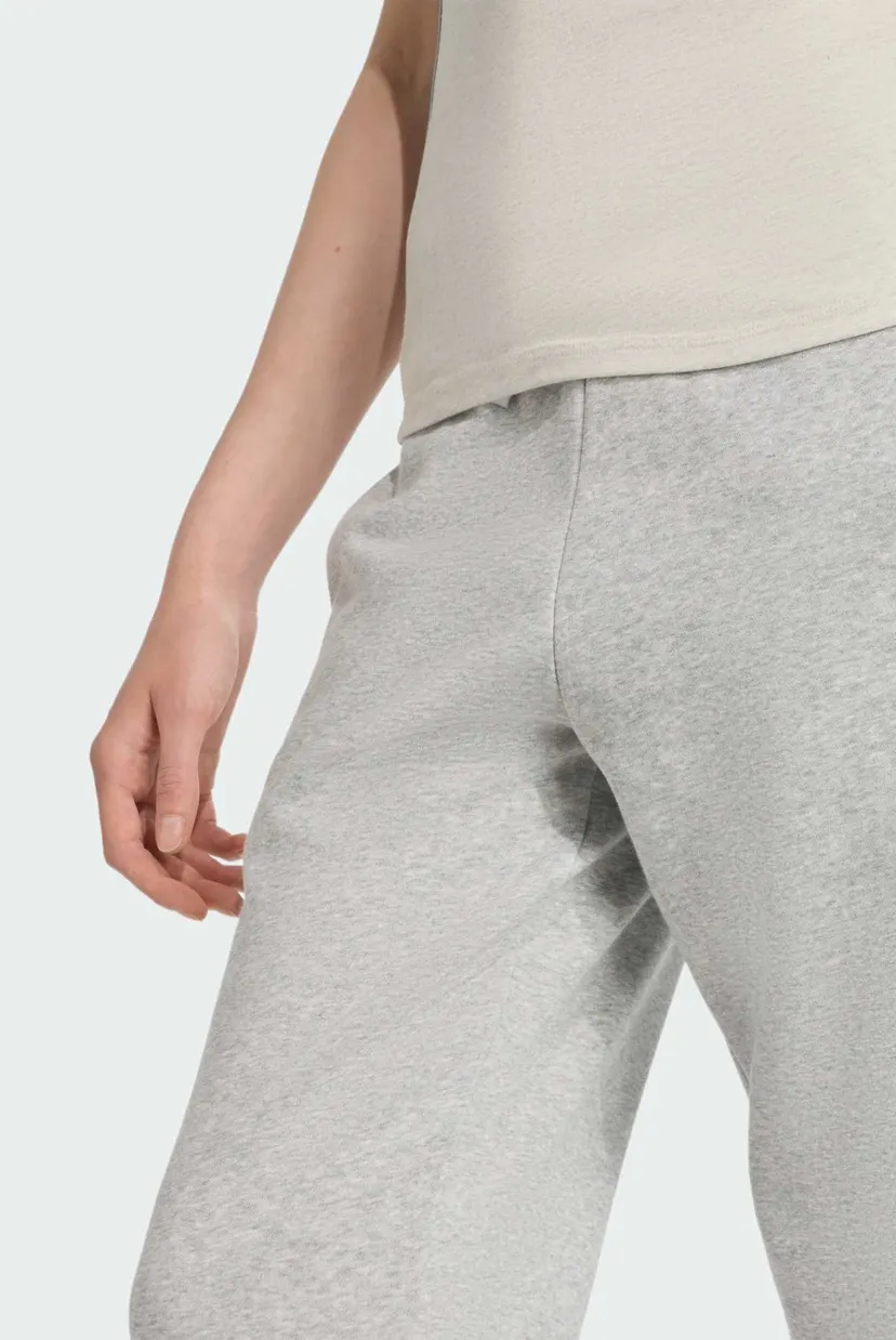 Женские светло-серые спортивные брюки Holiday 3-Stripes Fleece Open-Hem 4