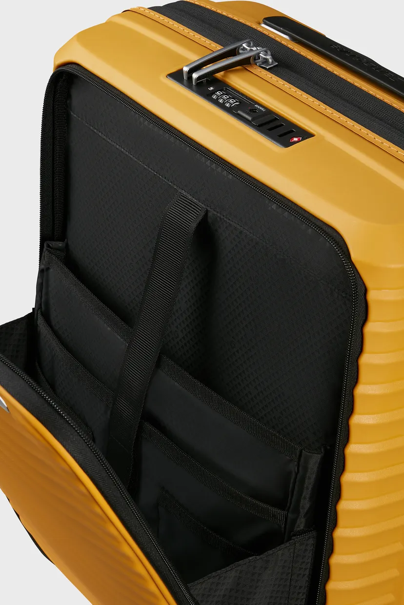 Желтый чемодан 55 см UPSCAPE YELLOW 6