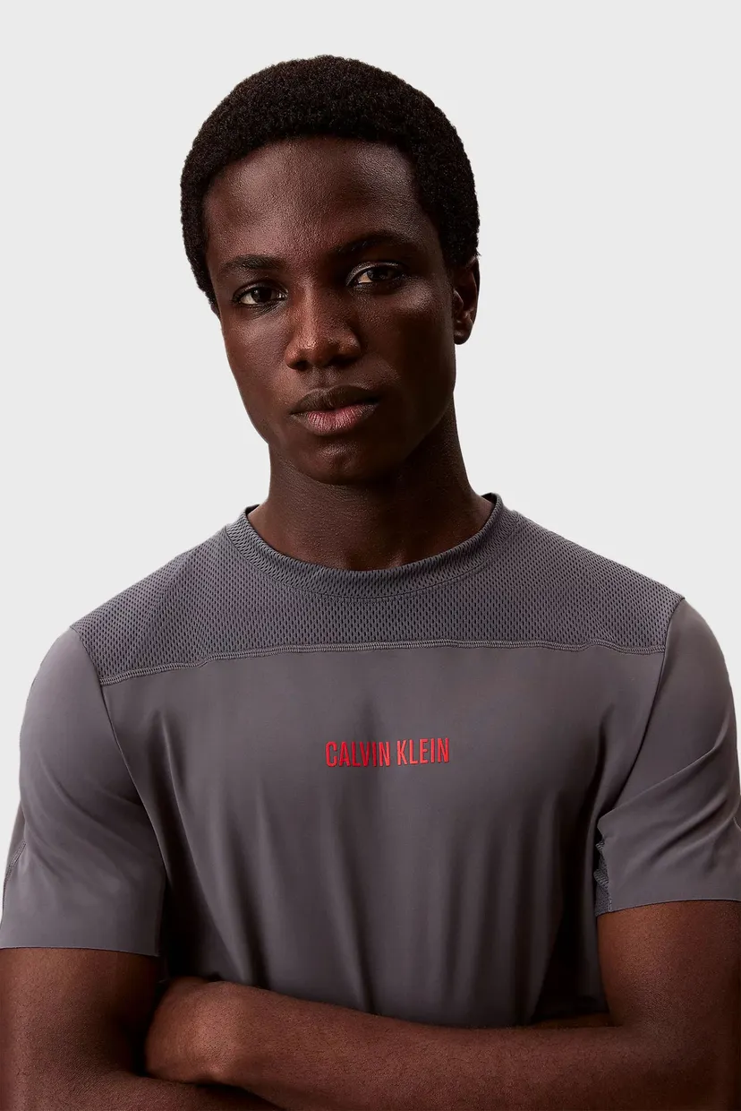 Чоловіча сіра футболка BASELAYER 4