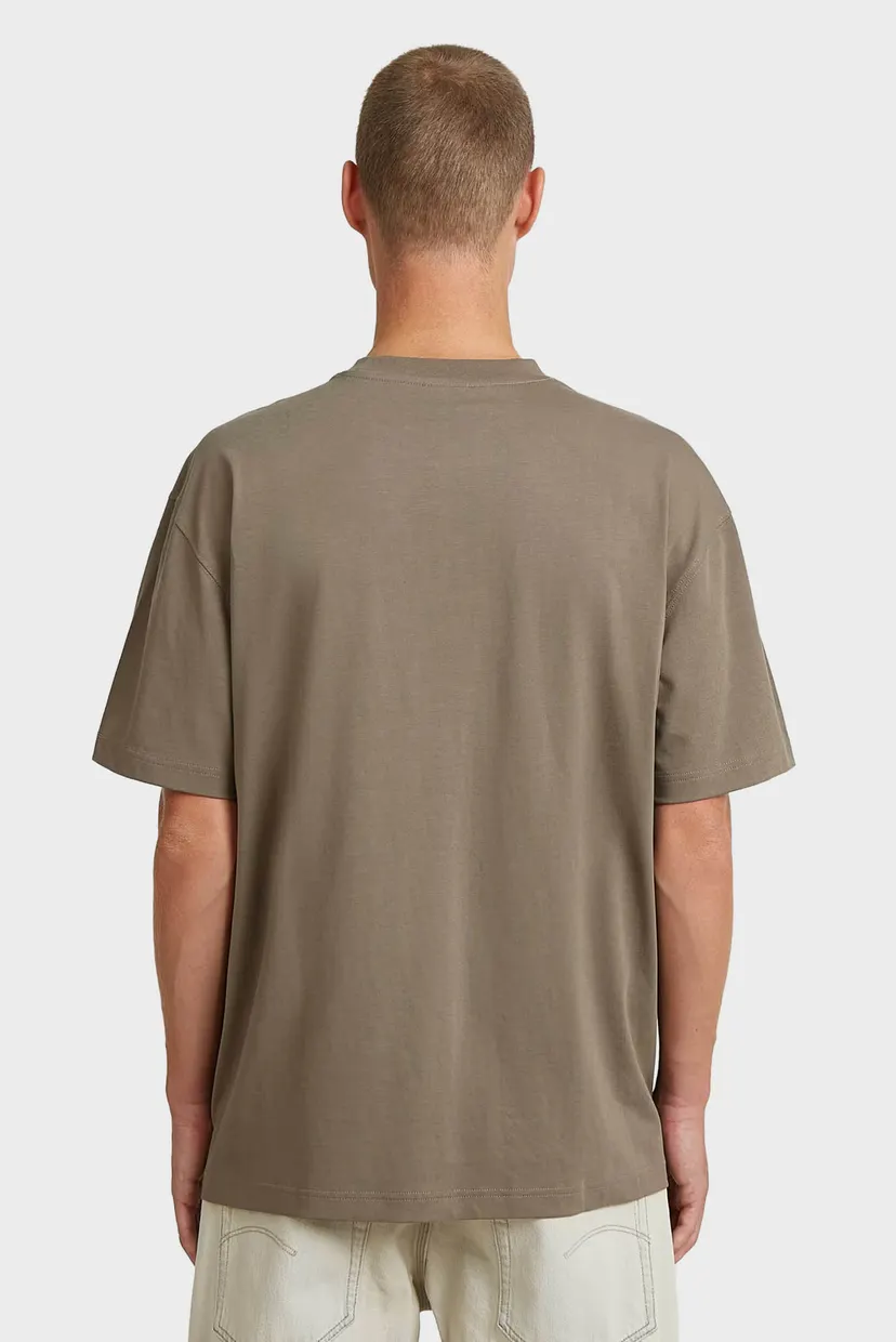 Мужская бежевая футболка HB badge relaxed 3