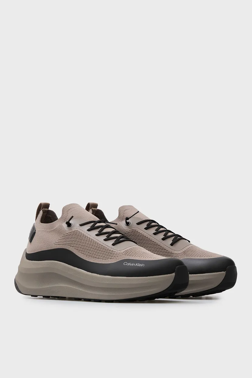 Чоловічі коричневі кросівки CHUNKY RUNNER Calvin Klein YM0YM01457
