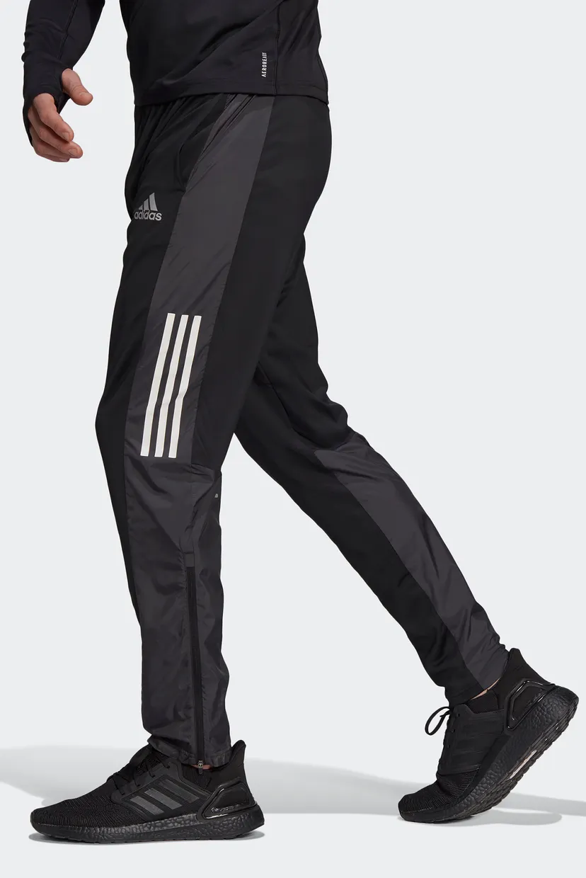 Чоловічі чорні спортивні штани adidas Own The Run Astro 3