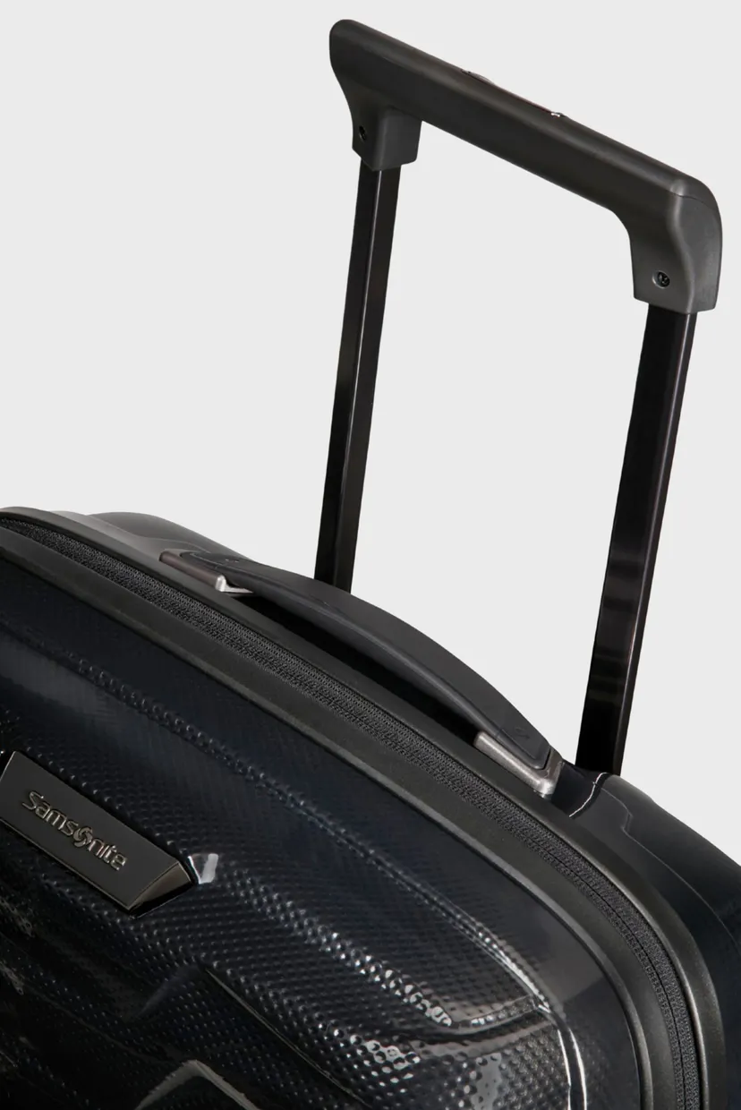 Черный чемодан 55 см PROXIS BLACK 3