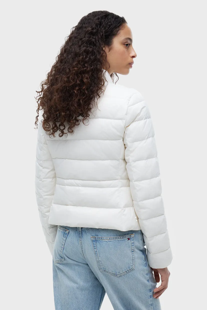 Жіноча біла куртка PACKABLE 3