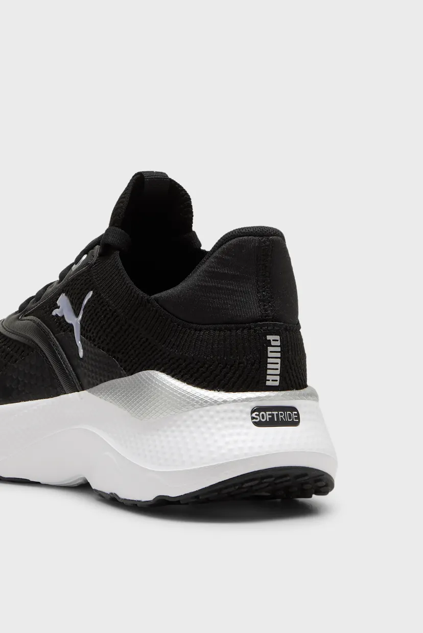 Женские черные кроссовки SOFTRIDE Mayve Running Shoes Women 6