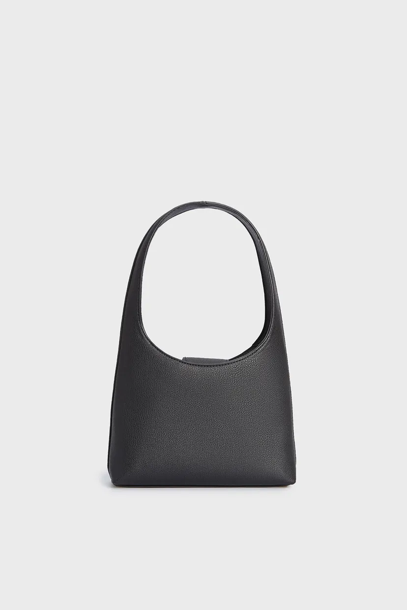 Жіноча чорна сумка MINIMAL MONOGRAM SHOULDER BAG 4