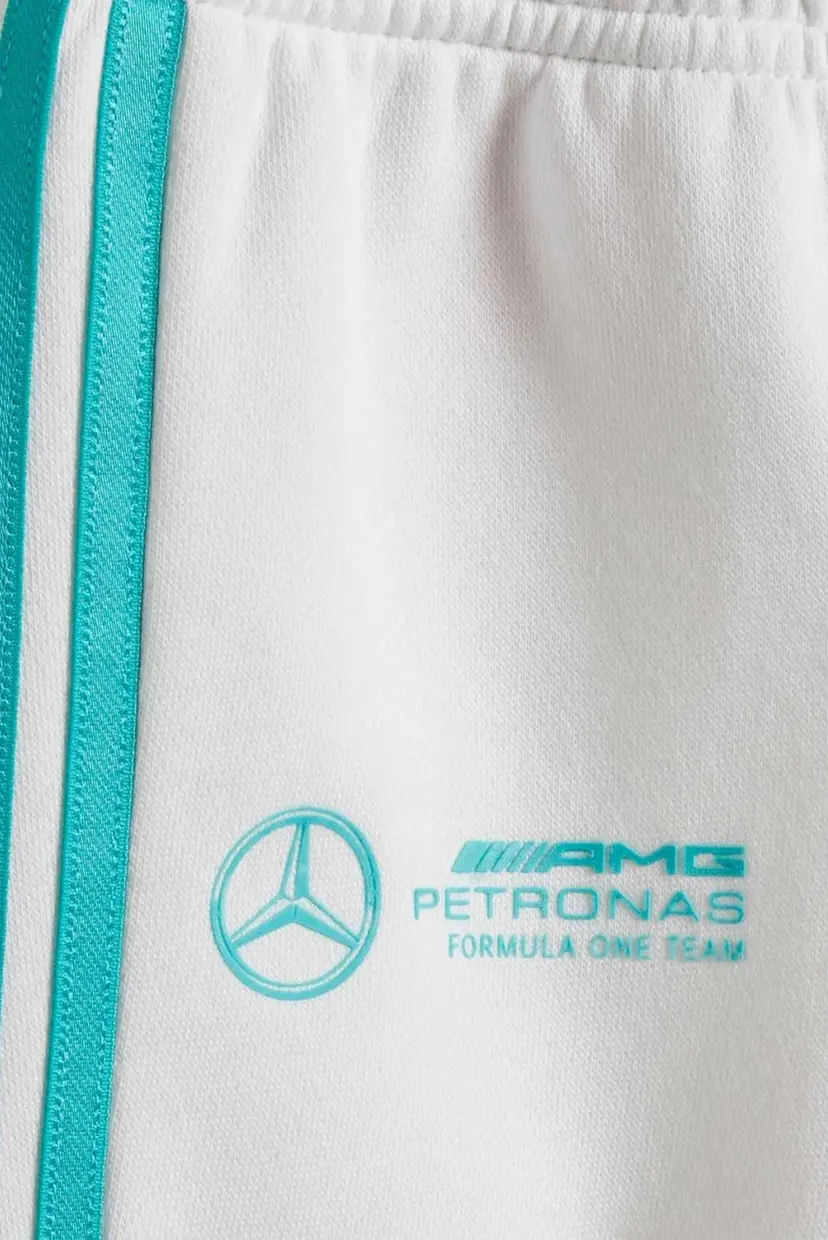 Дитячий білий спортивний костюм (худі, штани) MERCEDES - AMG PETRONAS FORMULA ONE TEAM DNA BABY 4