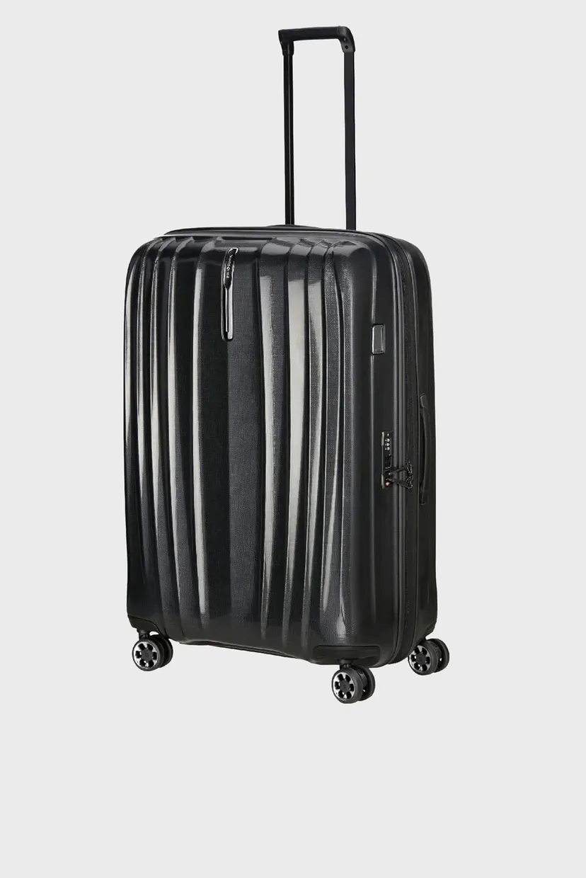 Черный чемодан 82 см NEXIS ONYX BLACK 8