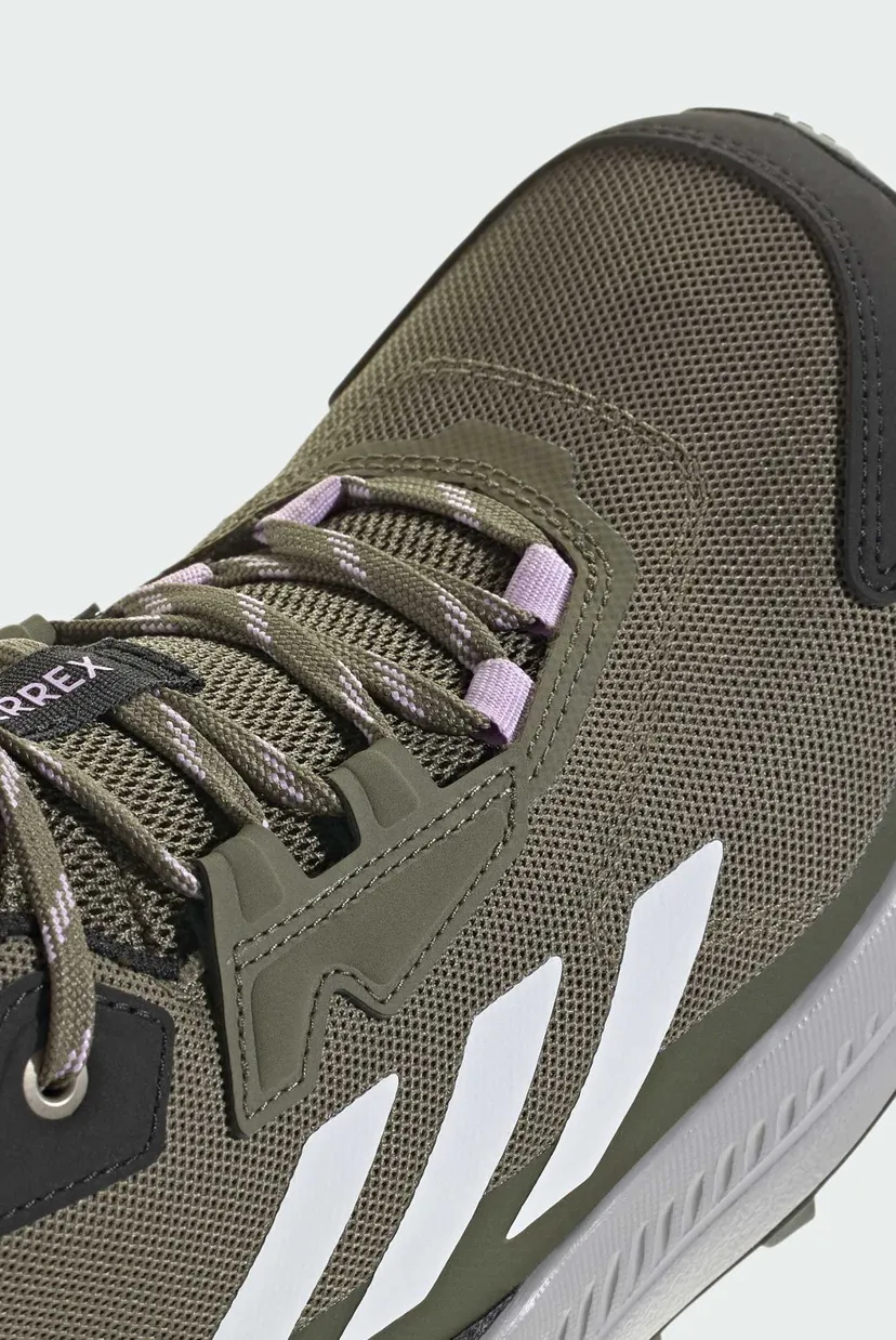 Жіночі оливкові кросівки Terrex Anylander Mid 7