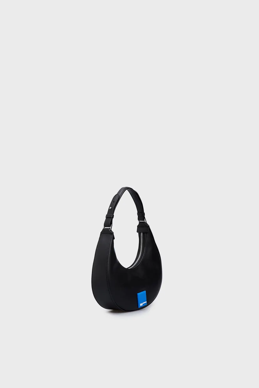 Жіноча чорна сумка TECH LEATHER SM HALFMOON SHB 3