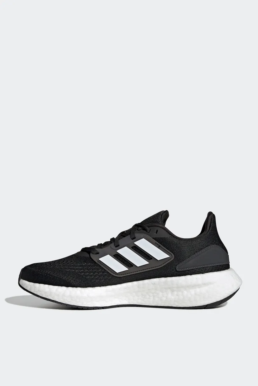 Чоловічі чорні кросівки Pureboost 22 6