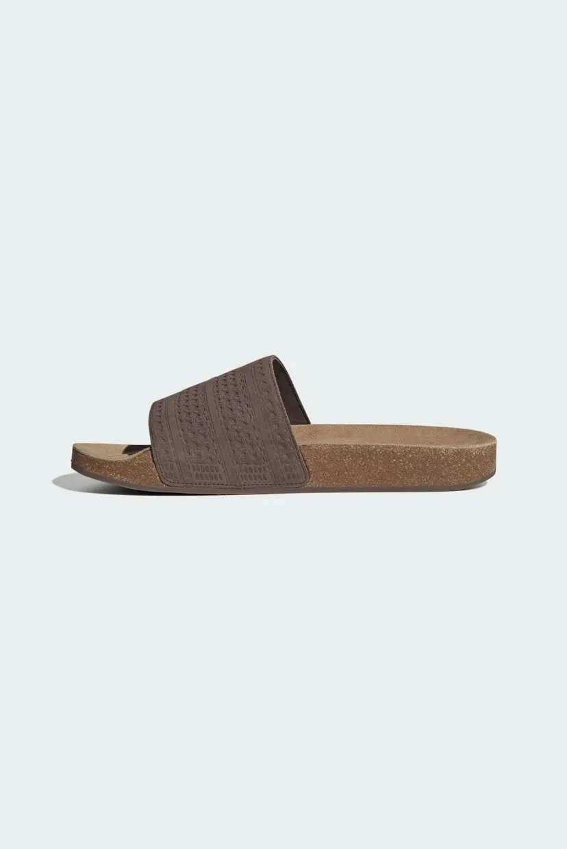 Коричневые слайдеры Adilette 6