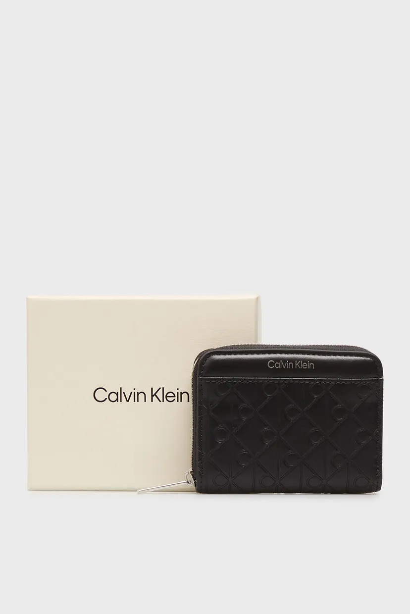 Жіночий чорний шкіряний гаманець з візерунком EMBOSSED 5