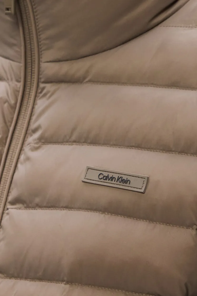 Чоловіча коричнева куртка CHANNELED PUFFER 6