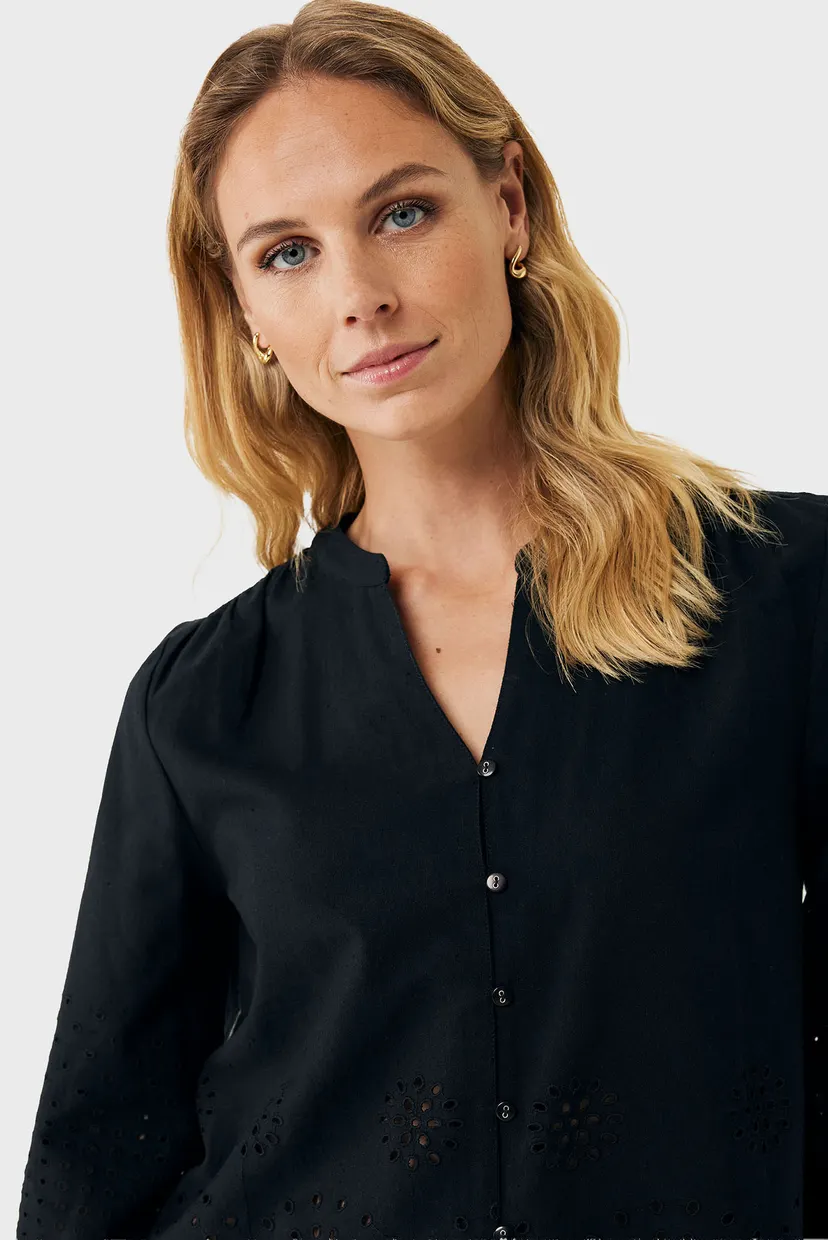 Женская черная блуза Modern embroidery blouse 4