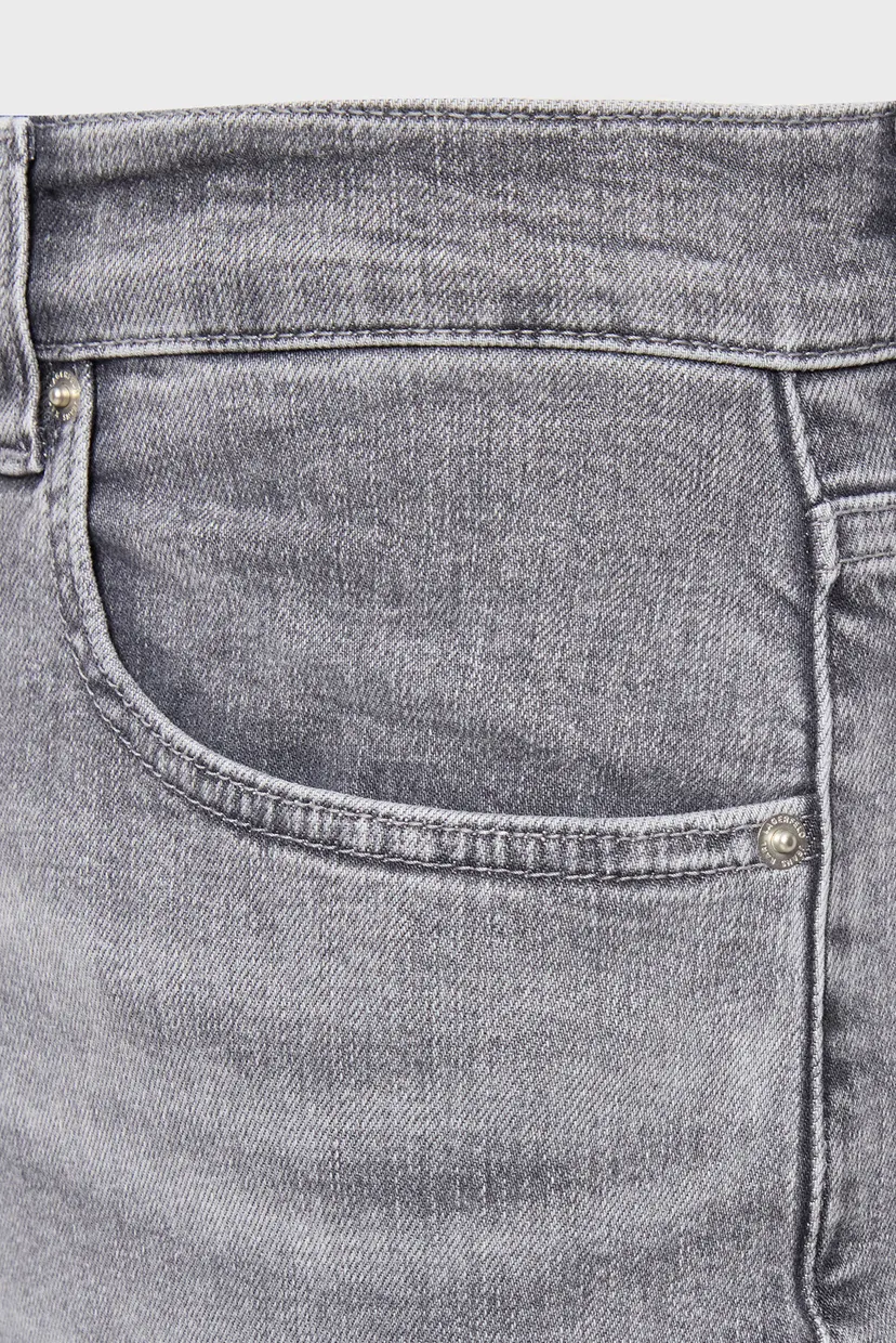 Чоловічі світло-сірі джинси TAPERED DENIM 3