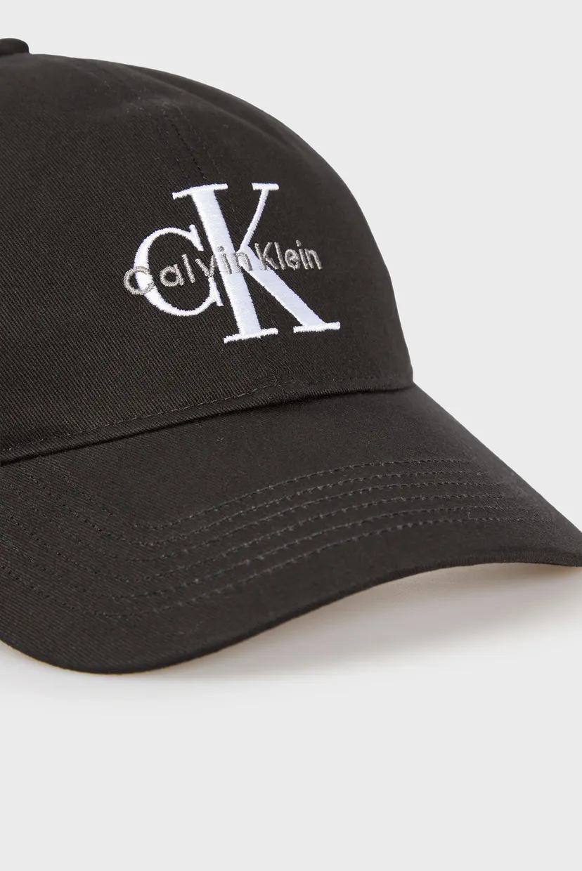 Женская черная кепка MONOLOGO EMBROIDERY 4