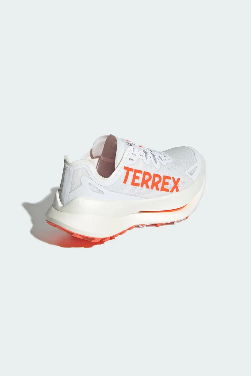 Женские белые кроссовки Terrex Agravic Speed Ultra 5