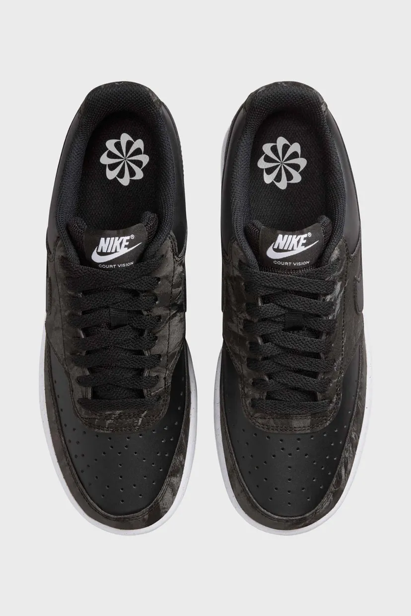 Чоловічі чорні снікерси W NIKE COURT VISION LO NN 4