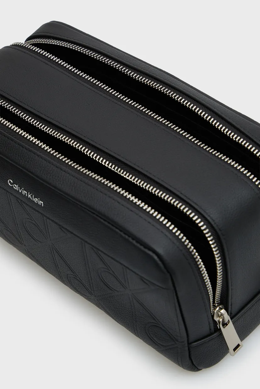 Чоловічий чорний шкіряний несесер XL EMBLEM AOP EMBOSS DOPP KIT 5