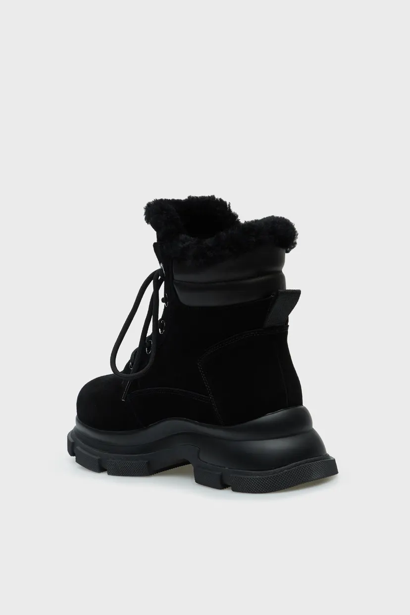 Жіночі чорні замшеві черевики Le Blanc 3